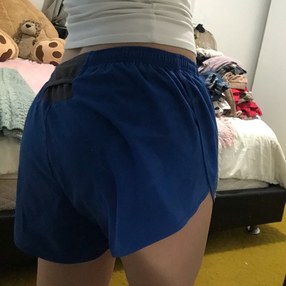Nike Sport Shorts. - Picture 2 of 5